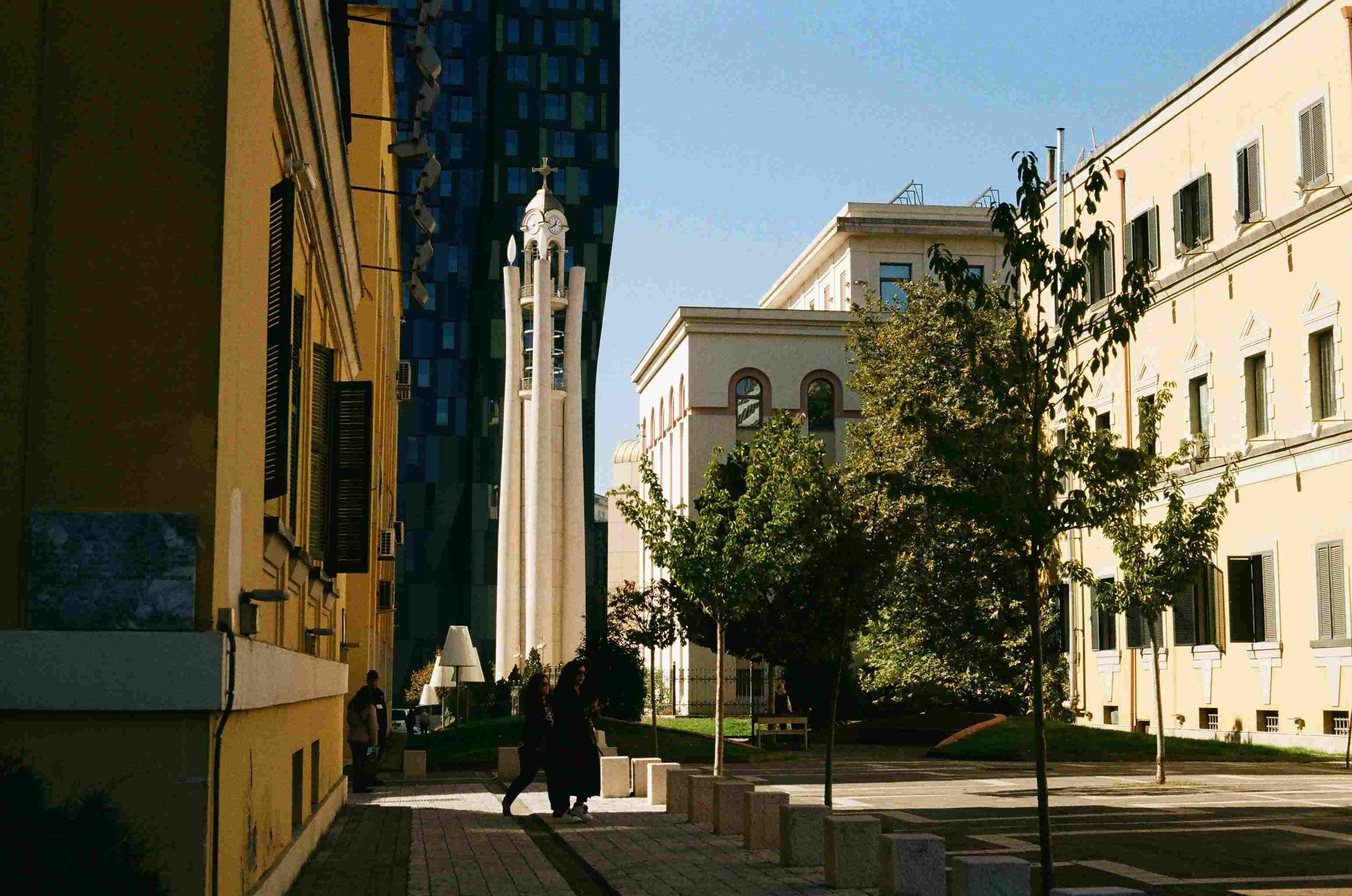 ESC: Short-Term Volunteering in Tirana: Volunteer for Change!