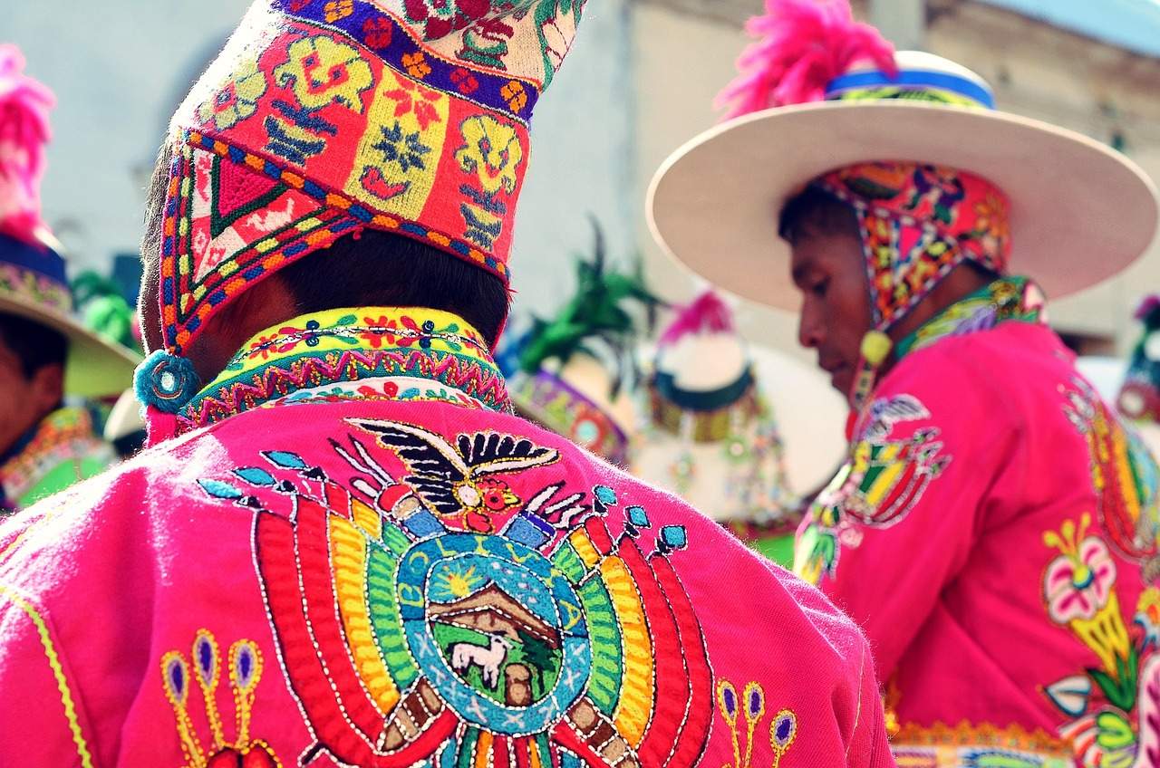 Sayariy Warmi – Levantate Mujer