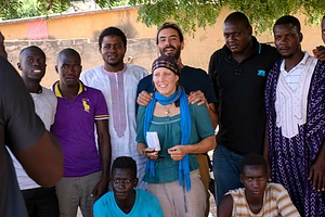 Assistance des enfants, lecture, bibliothèque et jardin des femmes 