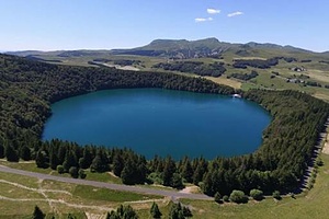 BESSE-ET-SAINT-ANASTAISE