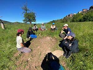 Recovery of old roads and dry stone building in an unusual valley in Pyrenees 2