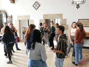 Learn about sustanbility and decarbonisation with Fundació Roser de Maig