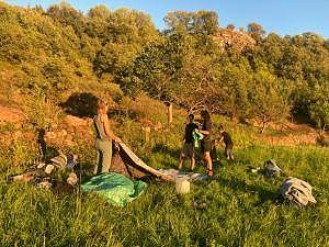 Recovery of old roads and dry stone building in an unusual valley in Pyrenees