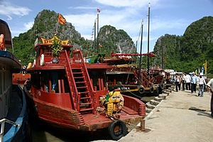 Anglais sur les côtes de la baie de Ha Long
