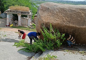Talking Stones - World Heritage Volunteers