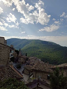 Mountain and rural empowerment - maintenance of mountain paths and huts