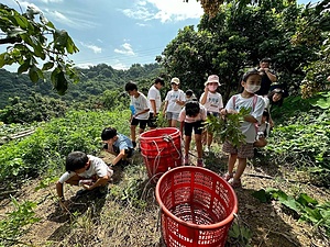 KIDS CAMP IN GUANGLONG