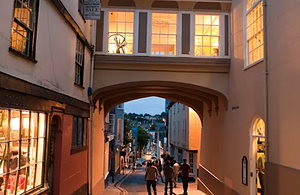 Anglais à Totnes + marche à pieds