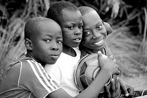 ANIMATIONS  SOCIO-EDUCATIVES AVEC LES ENFANTS HANDICAPES DE L’INSTITUT MEDICO-PSYCHO-PEDAGOGIQUE