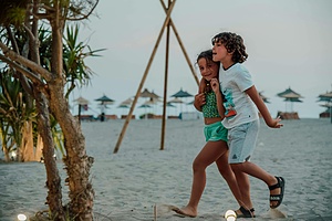 ESC: YOUTH EDUC(ACTION) IN MAGEA